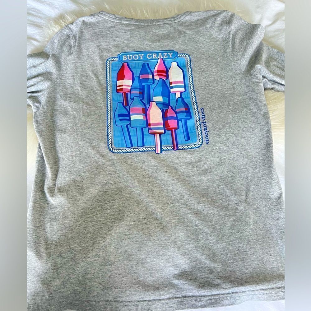Vineyard Vines front pocket long sleeve shirt